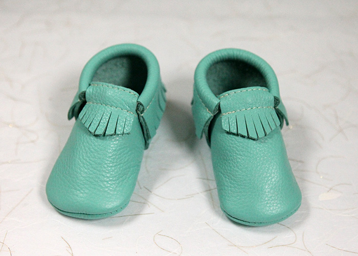 Freshly Picked Baby Moccasins - mini:licious by wendy lam